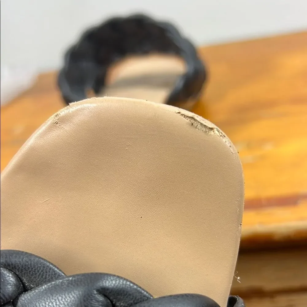 Minor Flawed Dolce Vita Black and Tan Heeled Sandals